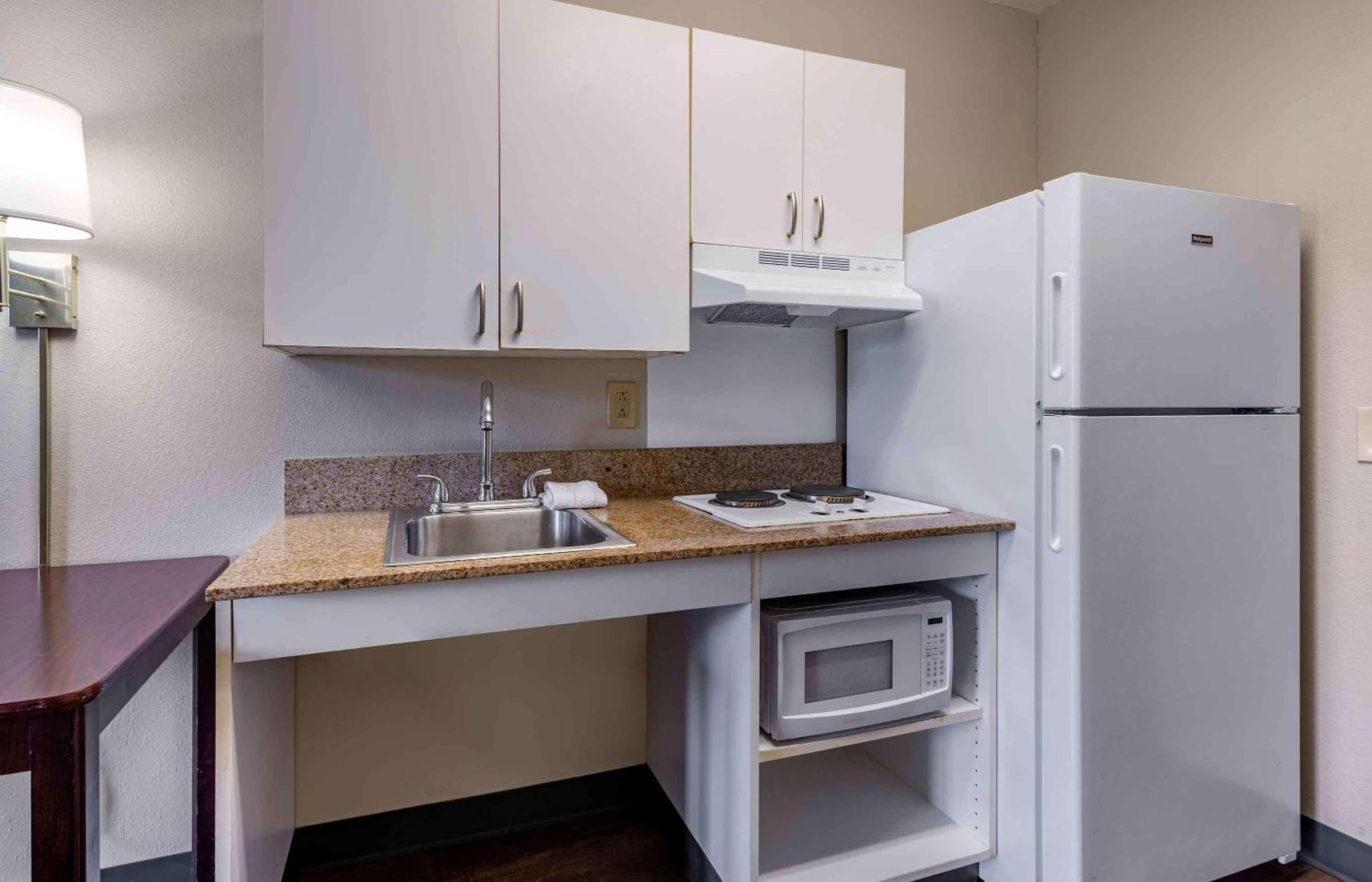 Extended Stay America Select Suites - Houston - Willowbrook - Hwy 249 Exterior photo